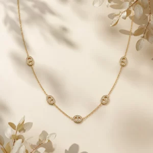 collier en maille marine